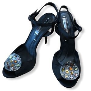 BCBGMAXAZRIA AMS-Nastia Stilettos Size 8